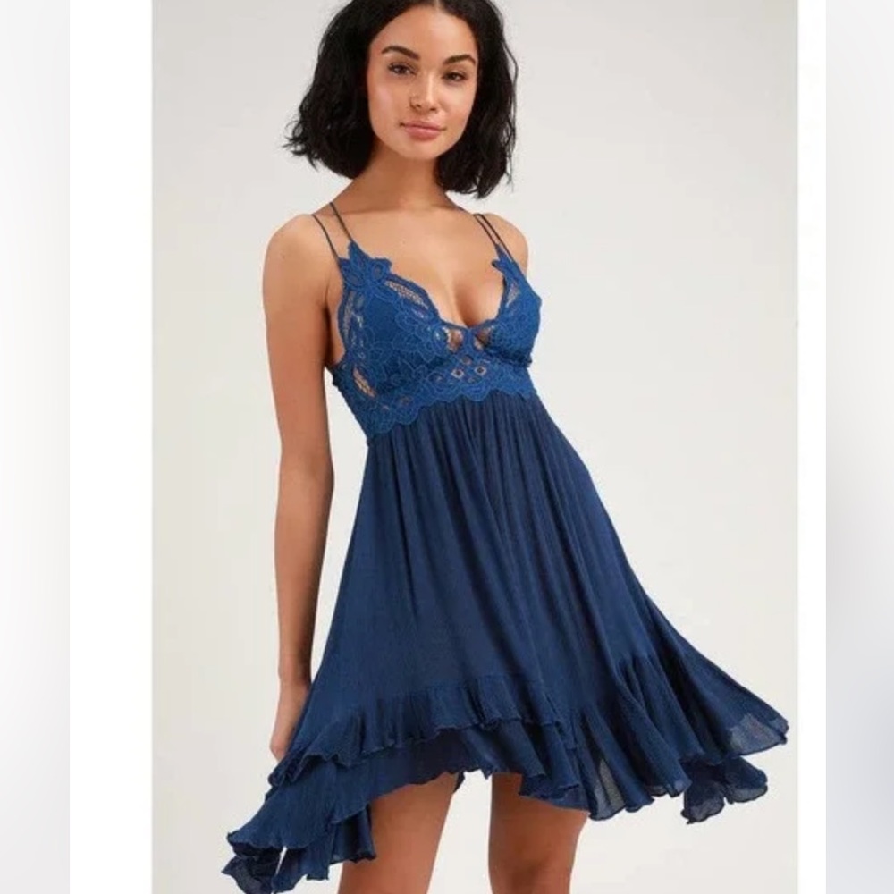 FREE PEOPLE Adella Slip Dress Blue Lace. Size XS.